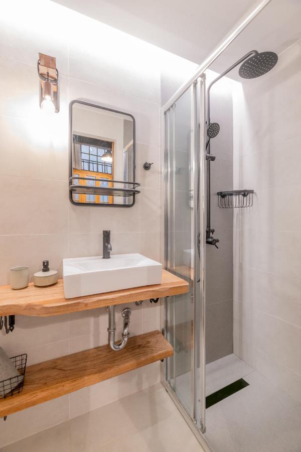 Stoa Kairi Loft B Atenas Exterior foto